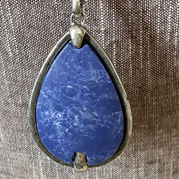 NWT The Sak Silvertone Teardrop blue stone pendant Logo hang tag Length appr.12” - Picture 2 of 7